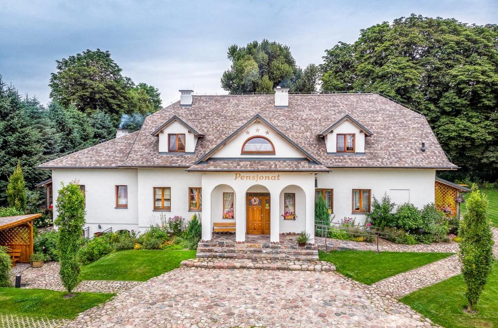 Bobrowo Bed & Breakfast | Pensjonat Dworek Polski