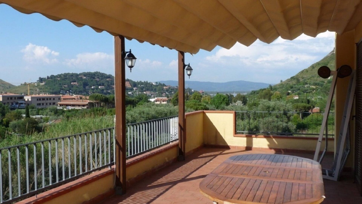 Porto Ercole Apartment | PENT IMMERSED IN THE GREEN TO TWO STEPS FROM THE CENTER