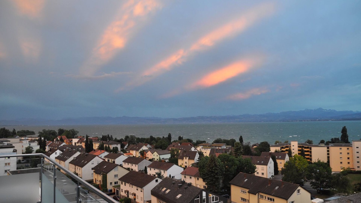 Immenstaad am Bodensee Apartment | Penthouse Apartment Apartment "Attika Süd" with a view over Lake Constance