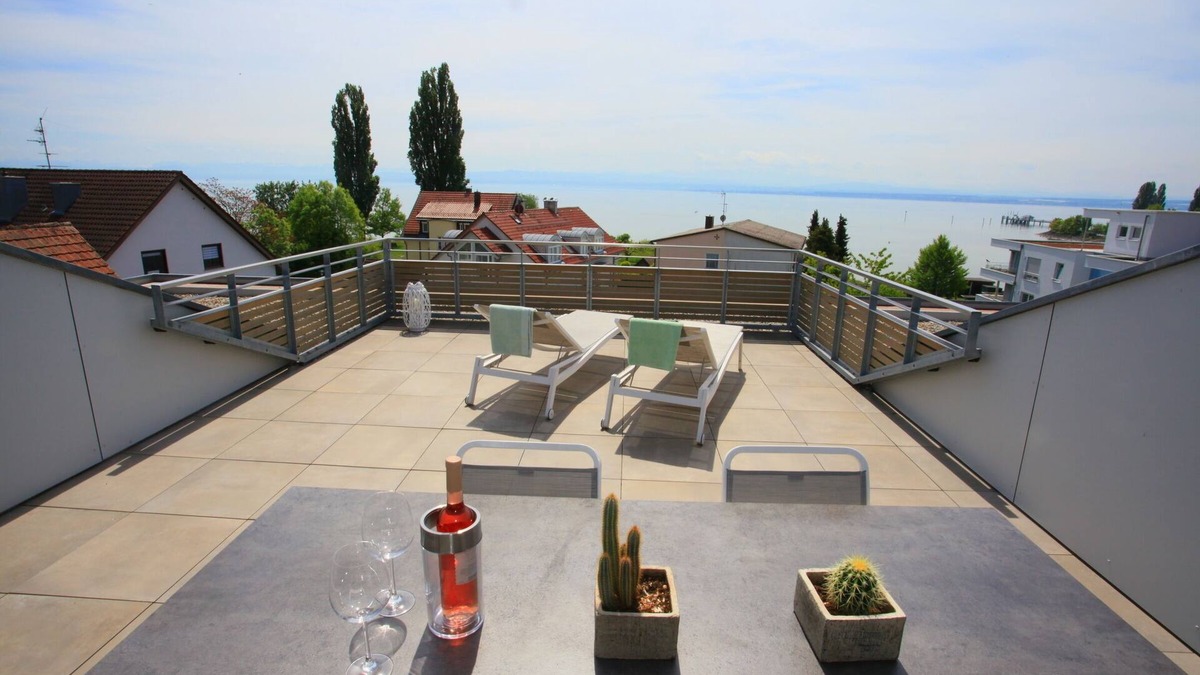 Immenstaad am Bodensee Apartment | Penthouse See-flair Traumhafte Ferienwohnung mit Grandioser See-/und Alpensicht