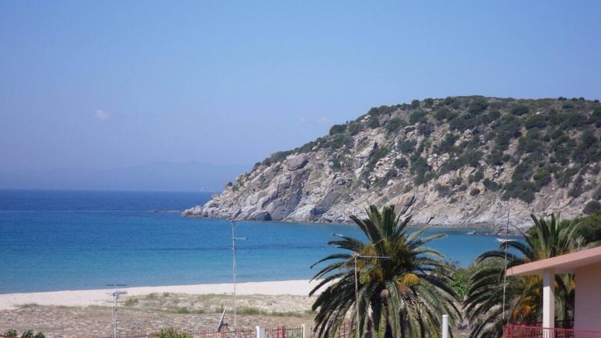 Solanas House | Penthouse 30mt from the beach with direct access to the sea 🌊