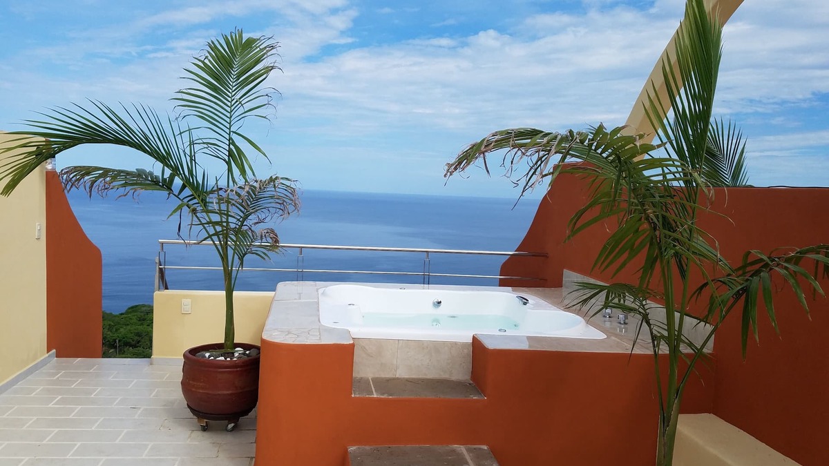 Chacala Condo | Penthouse 5th floor Ocean View Condo 507