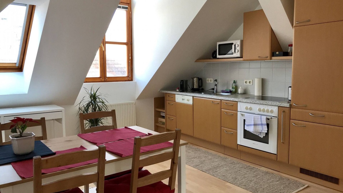Josefstadt Apartment | PENTHOUSE | CITY-CENTER SUITE