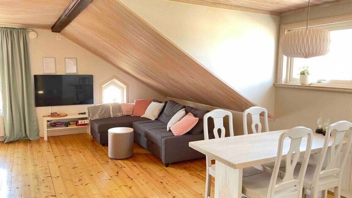 Mora Apartment | Penthouse close to Vasaloppet finish line portal