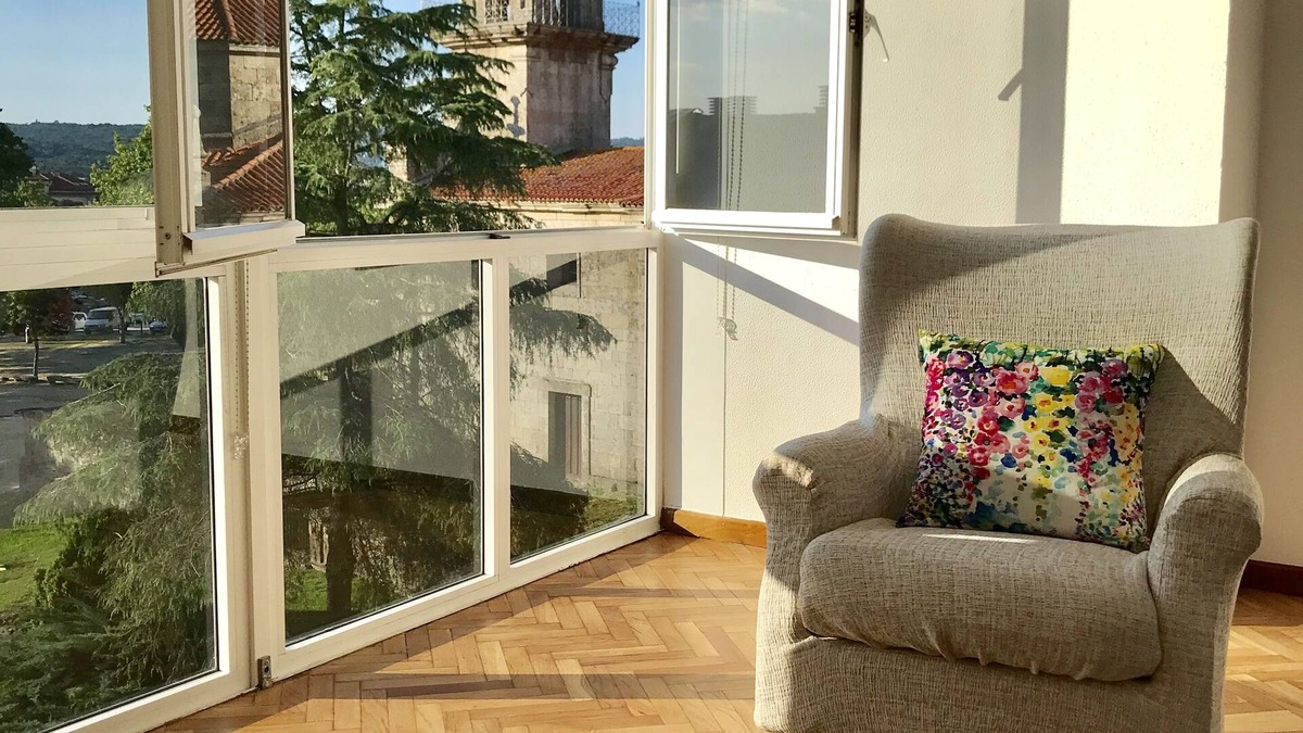 Allariz Apartment | Penthouse Emilia Pardo Bazan