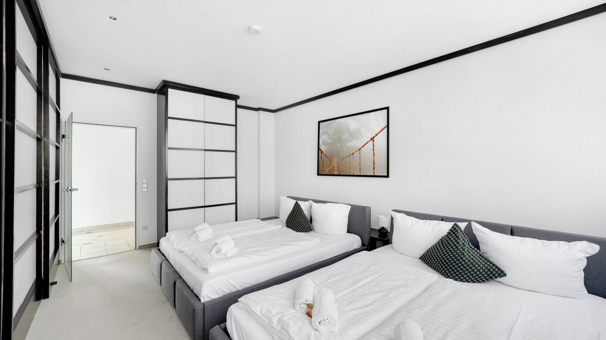 Gladbach Apartment | Penthouse für 12 Persoen mit Whirlpool