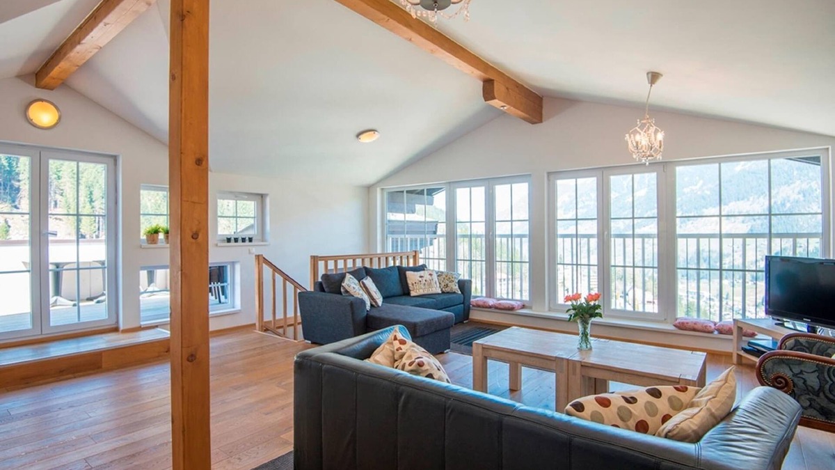 Bad Gastein Apartment | Penthouse in Bad Gastein near Ski Lifts