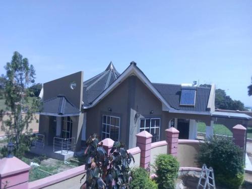 Moyo Hotel | Penthouse Inn