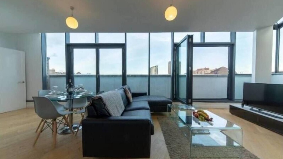 Redcliffe Apartment | Penthouse luxury apartments