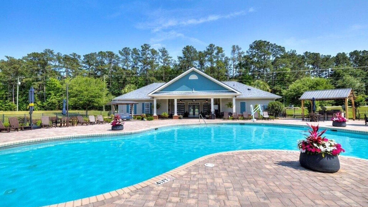 Santee Condo | "Penthouse" on Lake Marion, SC at the Club Wyndham ResortnSleeps 8