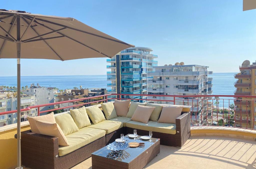 Mahmutlar Apartment | Penthouse Paradise in Mahmutlar