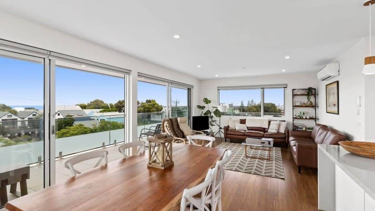 Ocean Grove Apartment | Penthouse Spectacular Ocean Views From Every Room