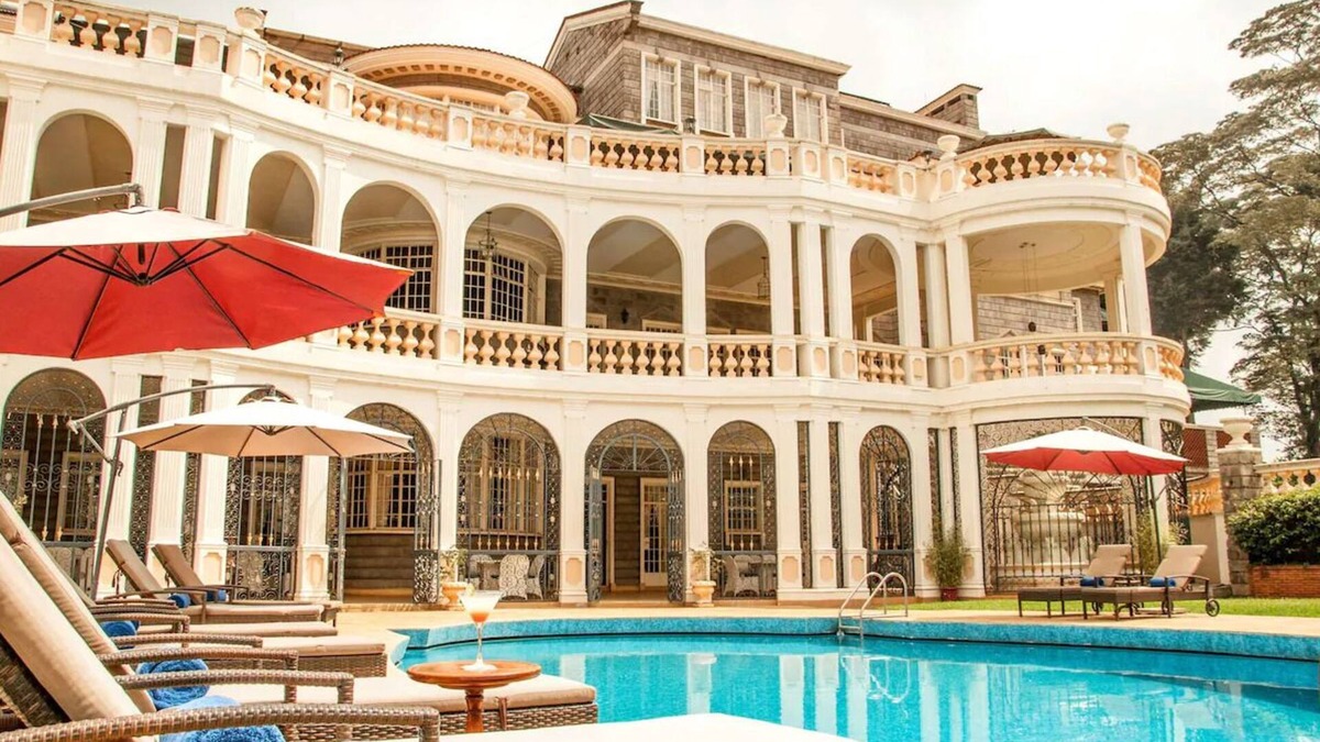 Limuru House | Penthouse Suite Ideal For Couple Stay | Free Parking & Refreshing Outdoor Pool