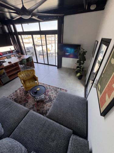 Emek HaMaayanot Apartment | Penthouse Valley