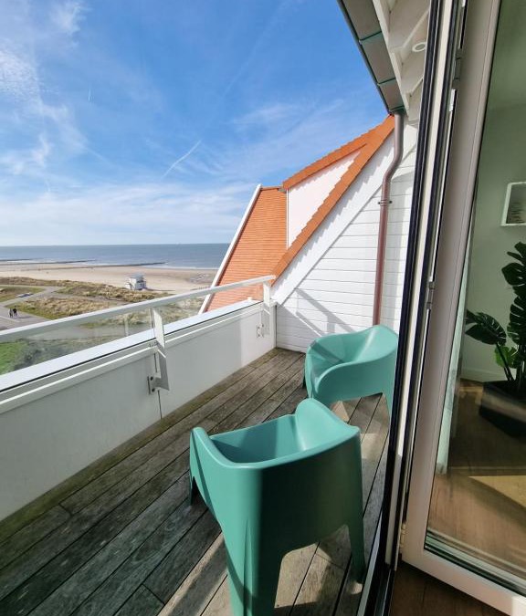 Cadzand-Bad Apartment | Penthouse Windkracht 10 aan het strand van Cadzand