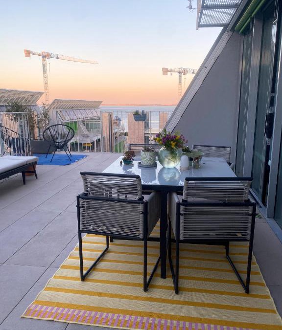 Marvila Apartment | Penthouse with stunning river views
