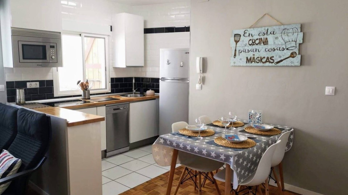 Luanco Apartment | Penthouse with terrace in the center of Luanco