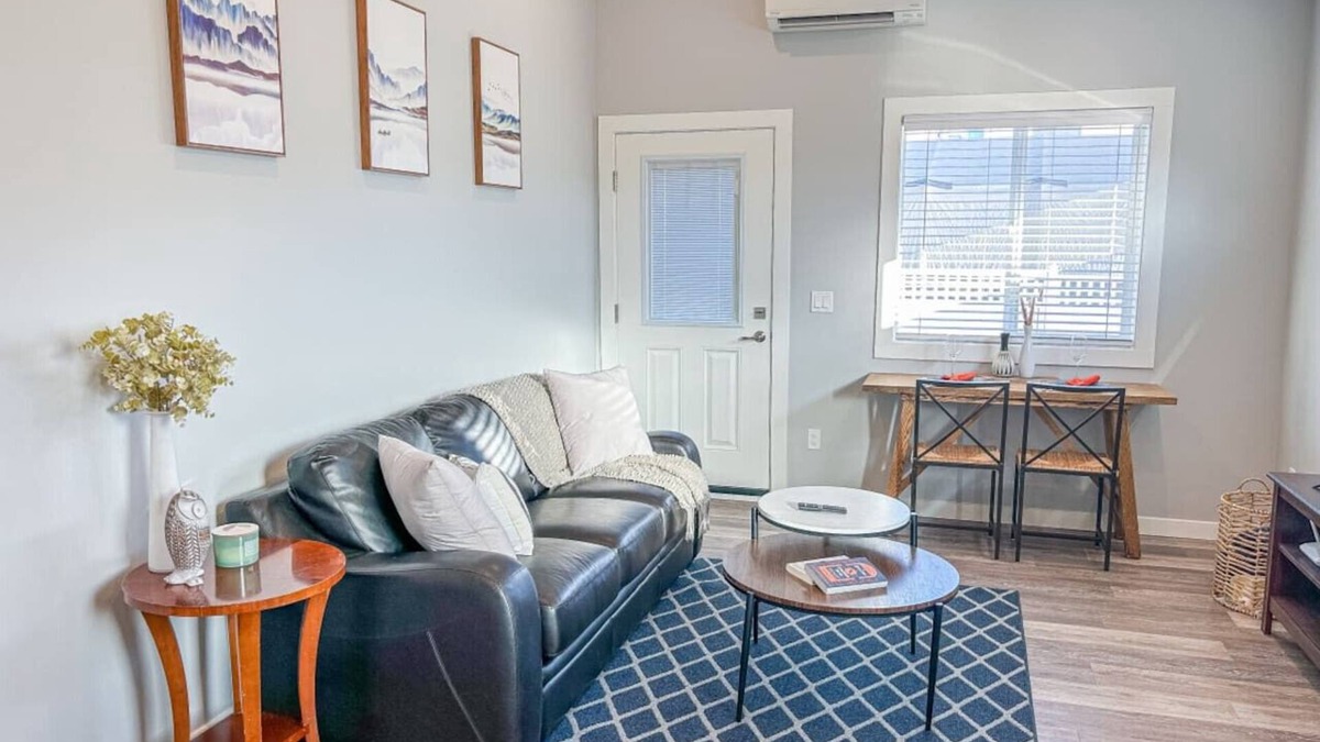 Okanagan-Similkameen Apartment | Penticton Guesthouse with King Bed