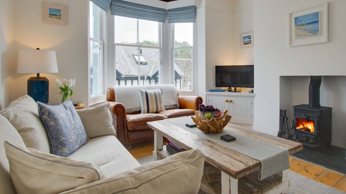 Fowey House | Penvorder - Three Bedroom House, Sleeps 6