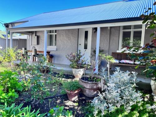 Glenelg South House | Penzance Cottage Glenelg