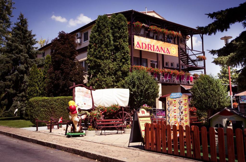Patince House | Penzion Adriana