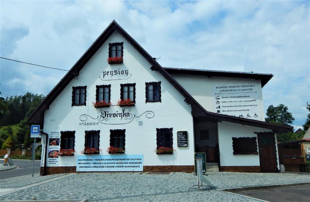 Osecna House | Penzion Dřevěnka