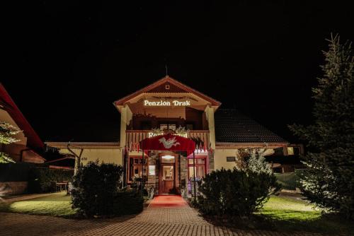 Demanova Hotel | Penzion Drak