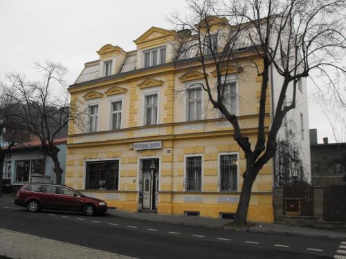 Dubi House | Penzion Dubík