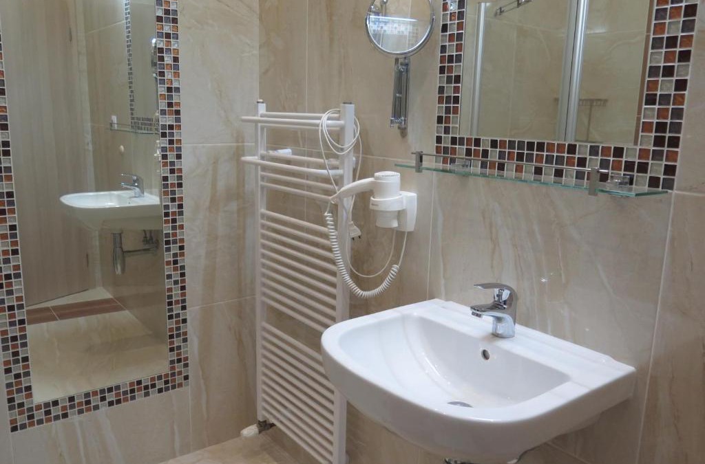 Karvina Apartment | Penzion Fryštátská Chalupa