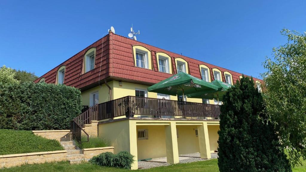 Kamyk nad Vltavou House | Penzion Kamejk