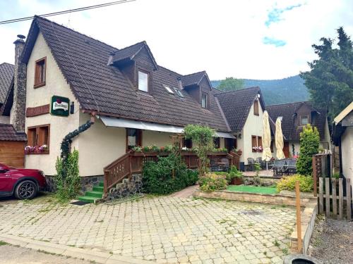 Lestiny House | Penzion Leštiny
