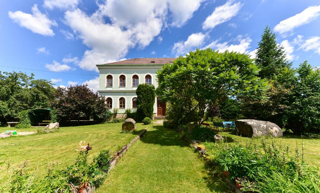 Nova Bystrice House | Penzion Medvedi Paseka
