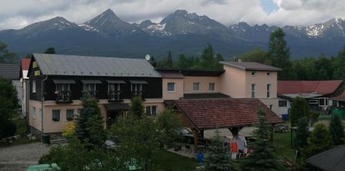 Stola House | Penzion Monty Ranch