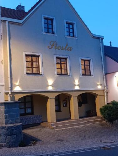 Pribor House | Penzion SIESTA