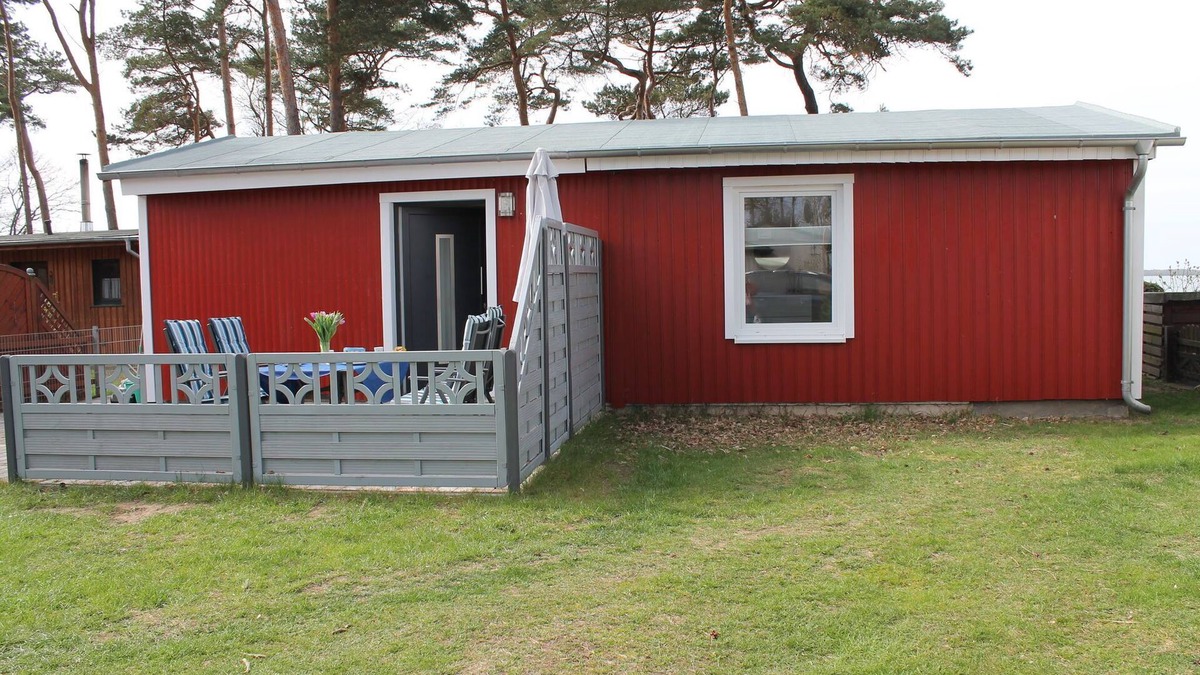 Am Salzhaff House | Pepelow Lakeside Serenity
