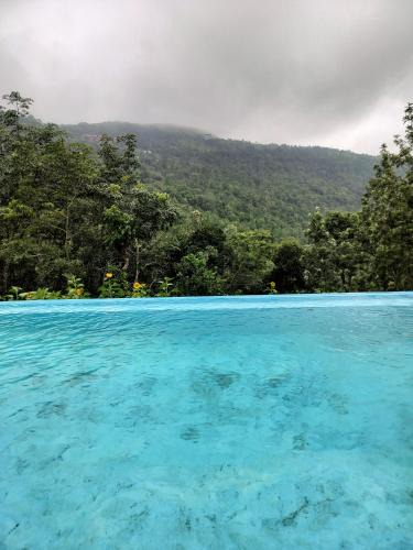 Elappara House | Pepper Glen Powathu Kerala Homestay