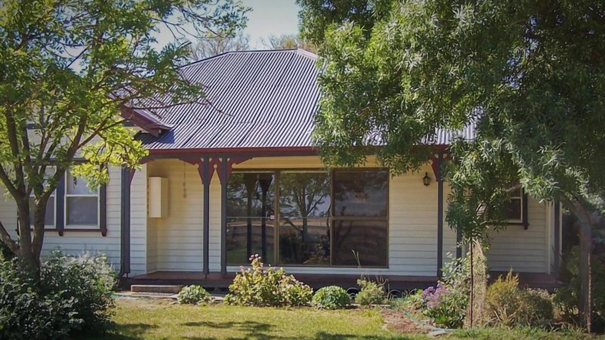 Elmore Other | Pepperton Homestead - Escape the city to Starry Skies and Peaceful Surroundings