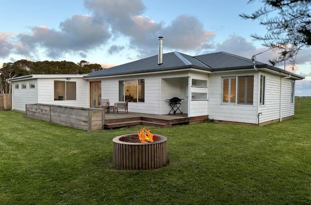 Lymwood House | PepperTree Farm Stay