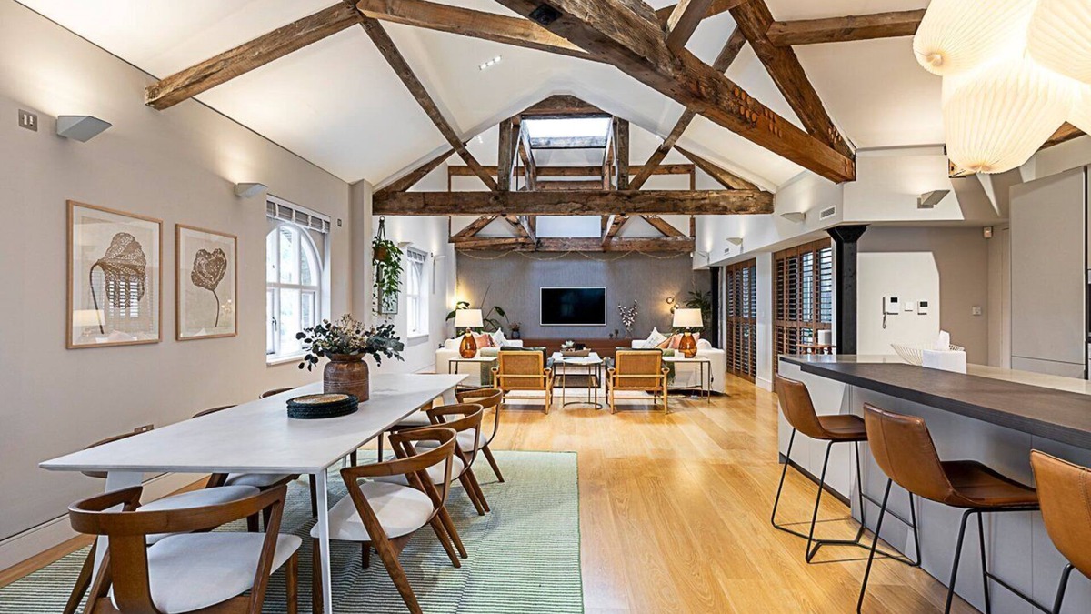 South Bank House | Pepys House: A Modern Touch of History