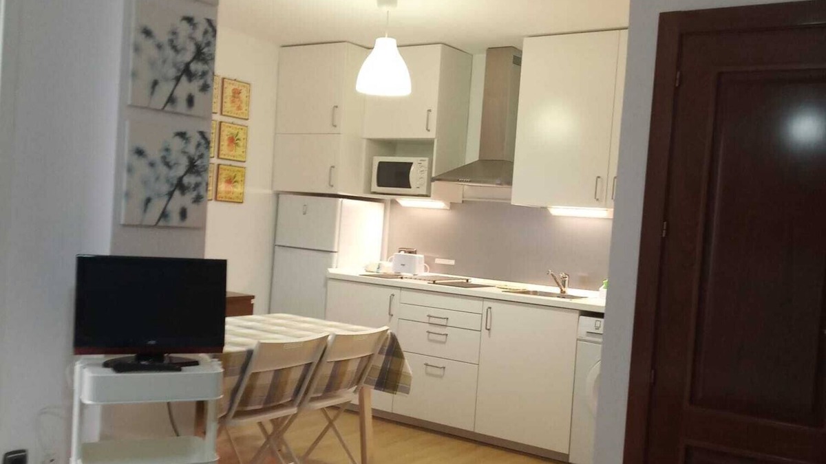 La Malagueta Apartment | Pequeño Apartamento-Despacho junto a la Playa