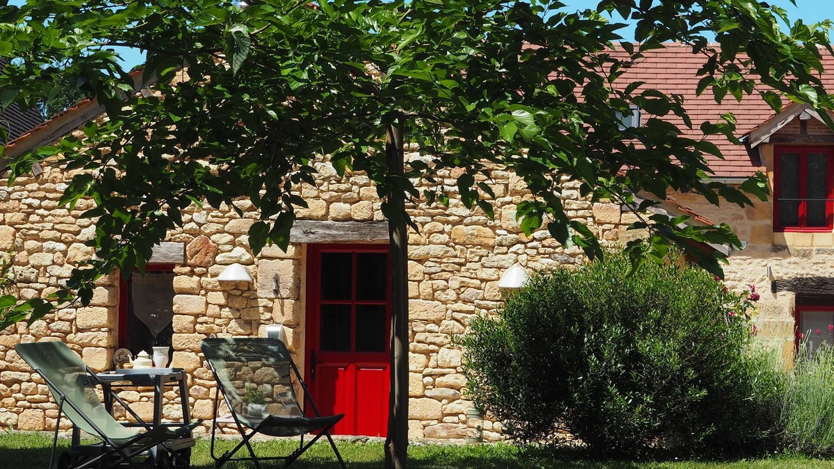 Les Eyzies Cottage | Périgourdine farmhouse, 2 hectares of nature halfway between Lascaux and Sarlat