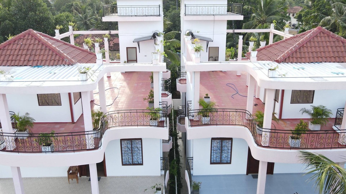 Jaffna House | Perched on the edge of the escarpment, experience Sri Lanka's Northern heritage.
