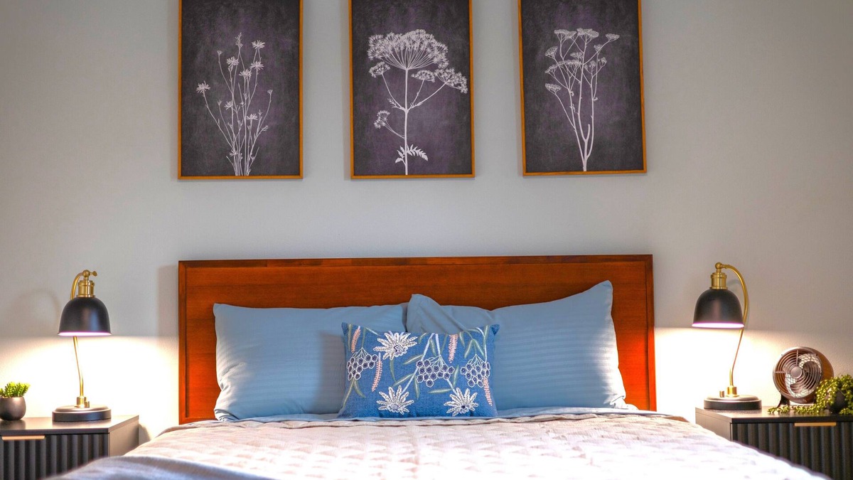 Ono Island House | Perdido Key garden stay - Ideal location near beaches and amenities!