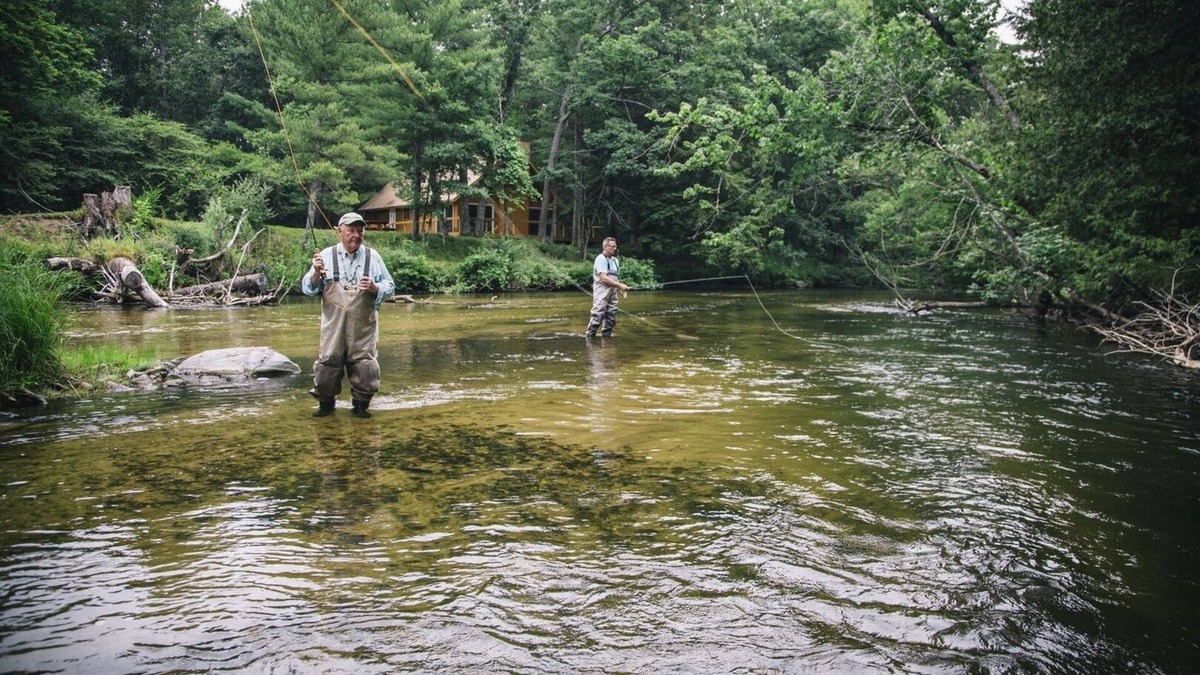 Branch Cabin | Pere Marquette River Fishing Cabin 2
