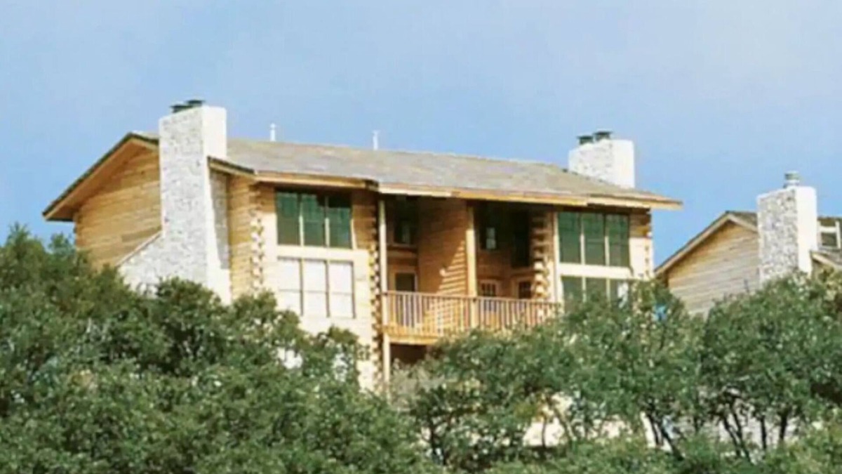 Bandera Condo | Perennial VC Bandera 2A