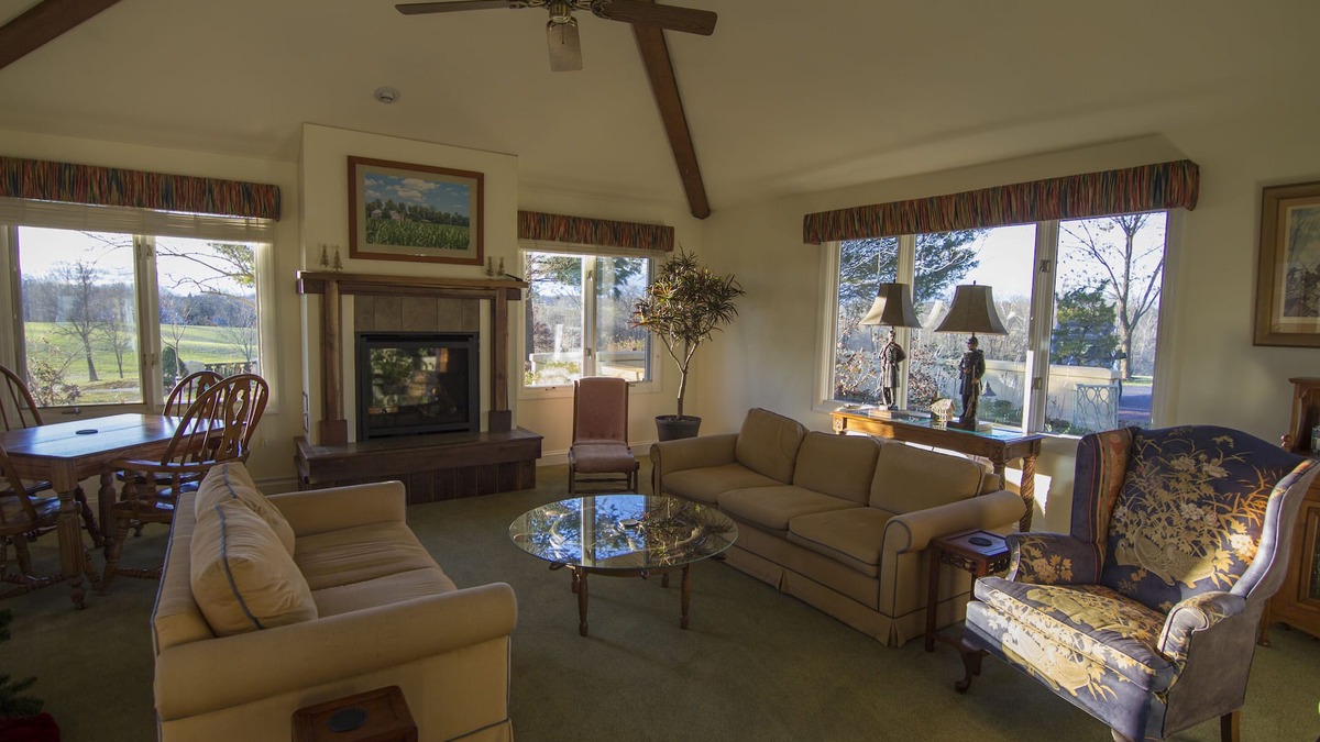 Uniontown House | Perfect!-150 5-Star reviews! Great Gardens, Views & PRIVACY. Seniors?-YES!