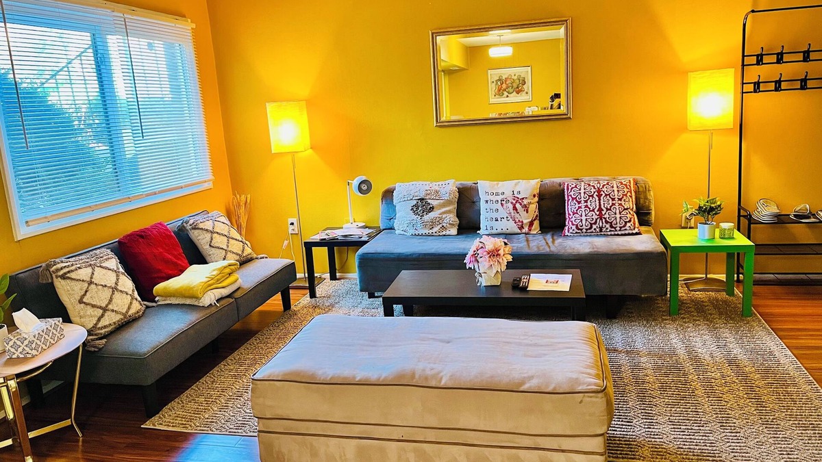 Aspen Hill Apartment | Perfect 3-bedroom 2-bath apartment with AC in Aspen Hill