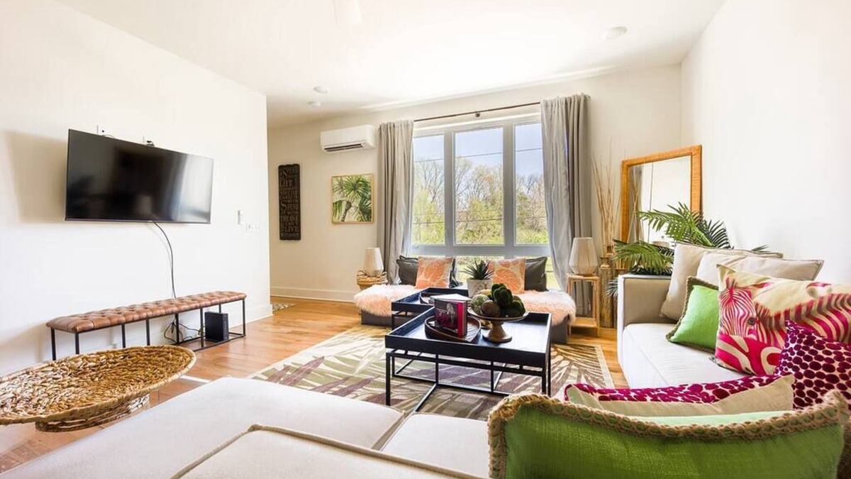 Hermitage House | Perfect 4 Bedroom/4 Bath Hideaway Awaits!