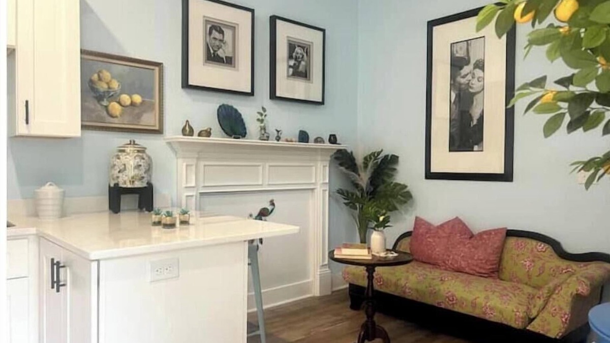 Long Beach House | Perfect Beach Haven with Old Hollywood Charm