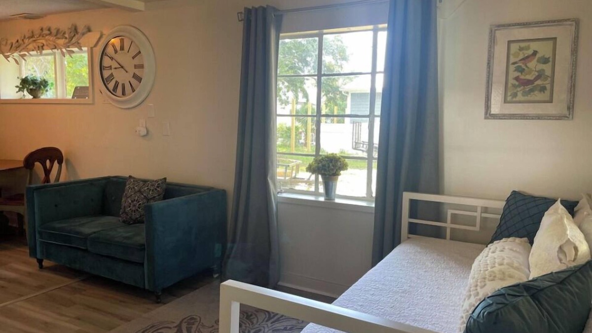 Biloxi Cottage | Perfect Beach Location Great Monthly rate